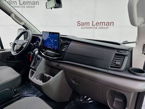Used 2024 Ford Transit 350 XLT image 26