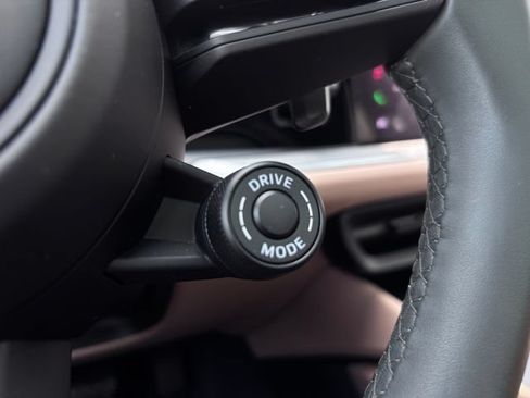 Certified 2026 Porsche Cayenne Coupe AWD/4WD image 18