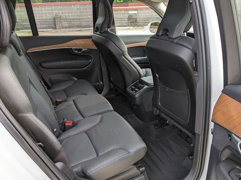 Certified 2024 Volvo XC90 B5 Plus w/ Protection Package Premier AWD/4WD image 25
