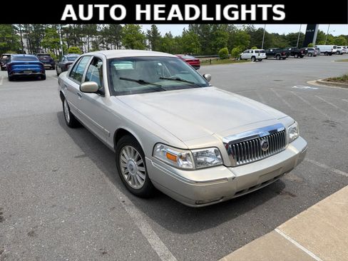 Used 2008 Mercury Grand Marquis LS RWD image 2