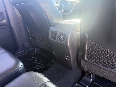 Used 2015 Toyota 4Runner Limited AWD/4WD image 19