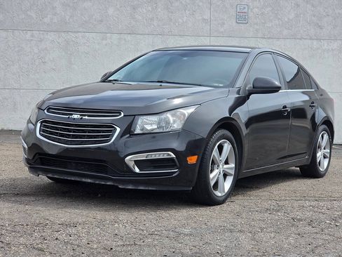 Used 2015 Chevrolet Cruze LT FWD image 7