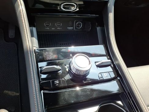 New 2026 Jeep Grand Cherokee L Summit w/ Advanced Protech Group IV AWD/4WD image 11