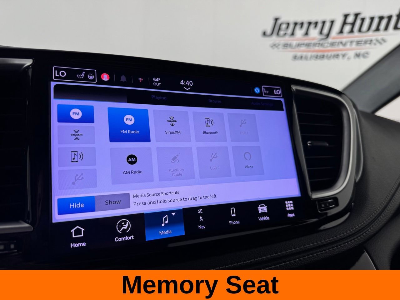 Used 2025 Chrysler Pacifica Limited FWD image 20