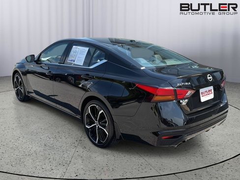 Used 2024 Nissan Altima 2.5 SR FWD image 4