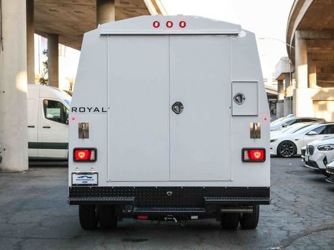 New 2026 Ford E-350 and Econoline 350 Super Duty w/ Power Equipment Group image 7