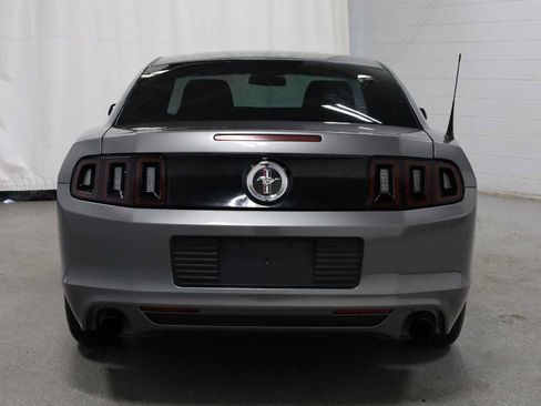 Used 2014 Ford Mustang Coupe RWD image 7