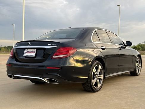 Used 2018 Mercedes-Benz E 300 4MATIC image 8