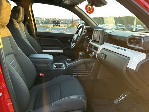 Used 2024 Toyota Tacoma SR5 image 10