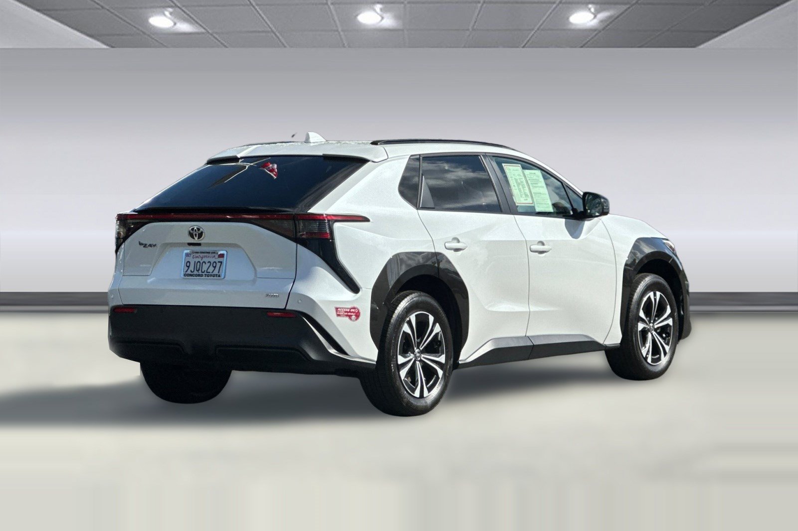 Certified 2023 Toyota bZ4X AWD w/ Weather Package image 9