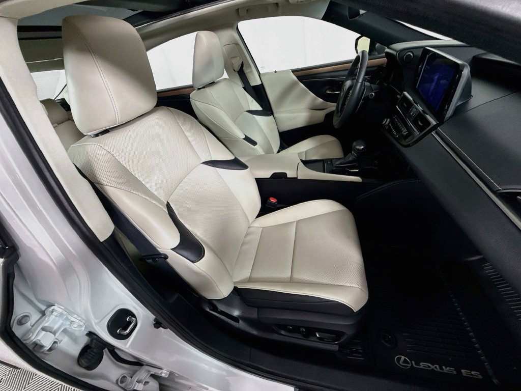 Certified 2023 Lexus ES 350 w/ Premium Package FWD image 29