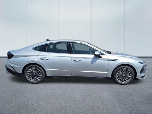 New 2026 Hyundai Sonata SEL FWD image 7