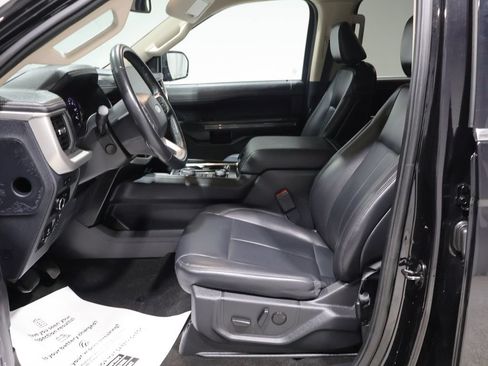 Used 2023 Ford Expedition XLT AWD/4WD image 11