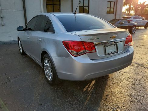 Used 2014 Chevrolet Cruze Eco image 6