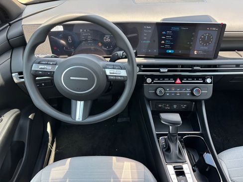 New 2026 Hyundai Santa Cruz SE FWD image 16