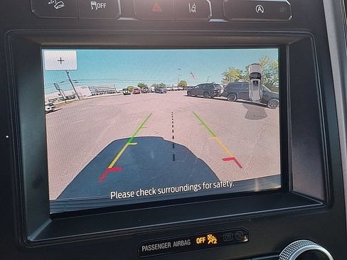 Used 2021 Ford Expedition XLT AWD/4WD image 4