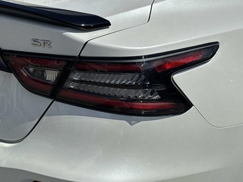 Used 2023 Nissan Maxima SR w/ Sport Mat Group FWD image 10