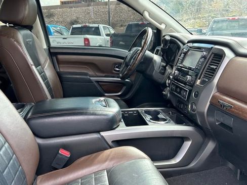 Used 2018 Nissan Titan Platinum Reserve w/ Platinum Utility Package AWD/4WD image 14