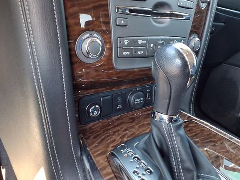 Used 2019 Nissan Armada Platinum w/ Captain's Chairs Package AWD/4WD image 10