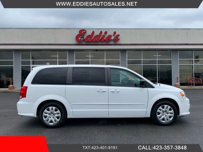 Used 2017 Dodge Grand Caravan SE w/ Power Window Group