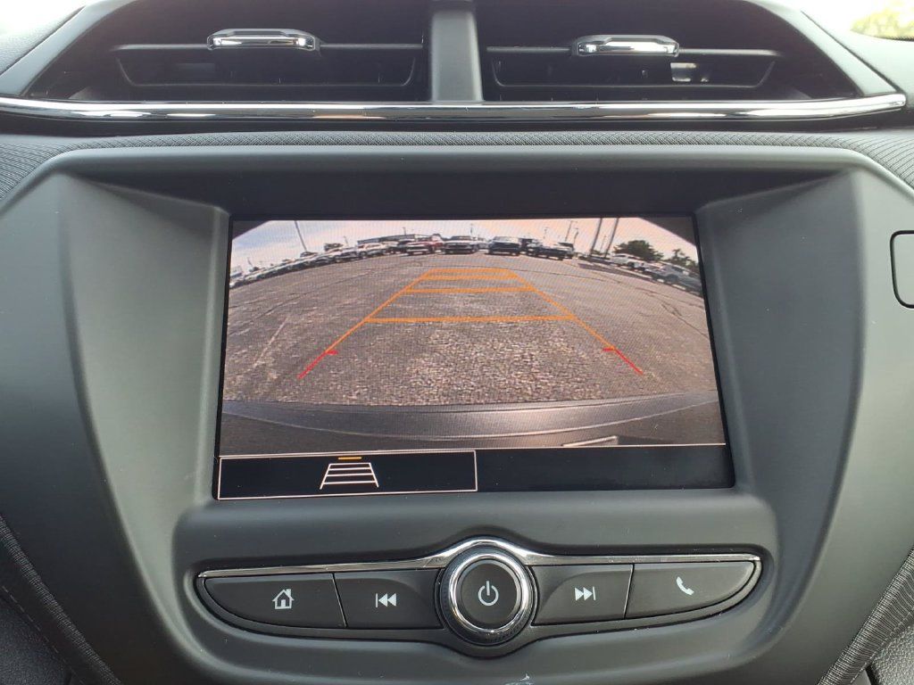 Used 2023 Chevrolet TrailBlazer LS FWD image 16