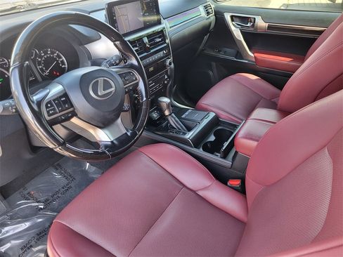 Used 2023 Lexus GX 460 Premium image 11