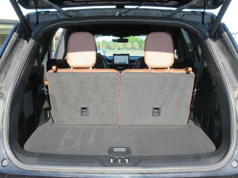 Used 2023 Lincoln Aviator Reserve w/ Equipment Group 201A image 33