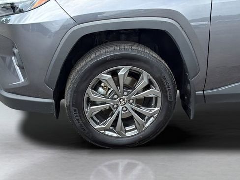 Used 2022 Toyota RAV4 Limited AWD/4WD image 25