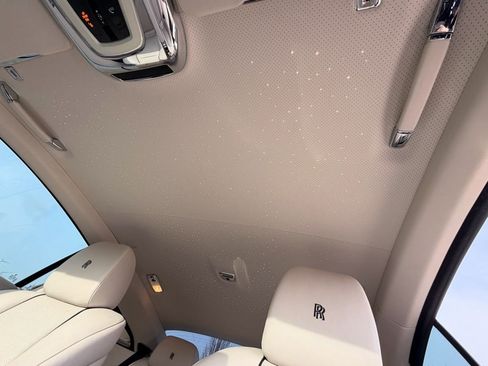 Used 2016 Rolls-Royce Wraith image 28