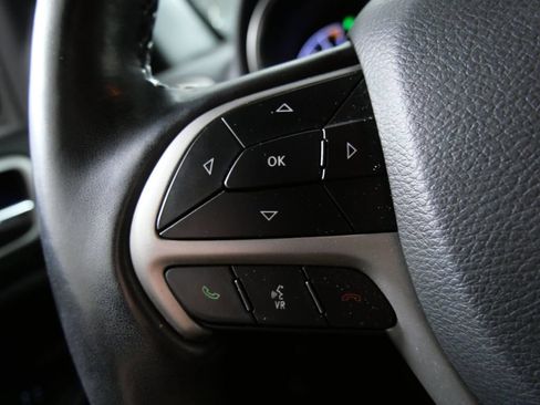 Used 2022 Jeep Grand Cherokee Laredo X AWD/4WD image 22