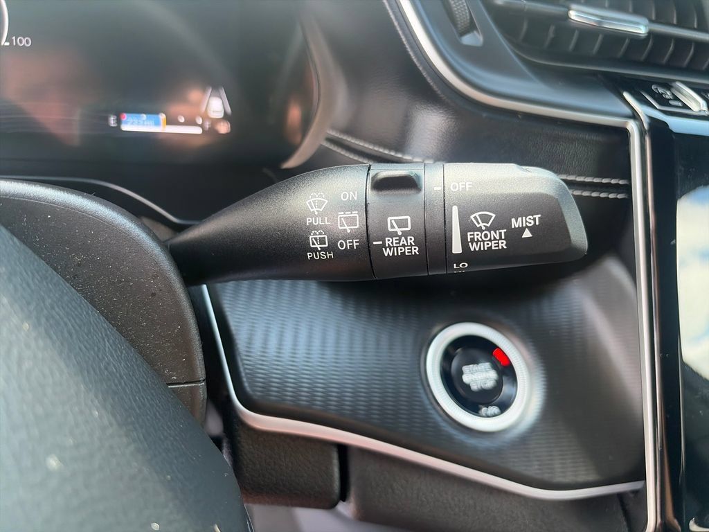 Used 2024 Jeep Grand Cherokee Altitude AWD/4WD image 35