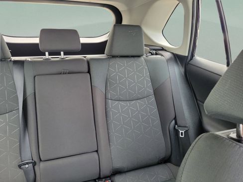 Used 2024 Toyota RAV4 XLE FWD image 10