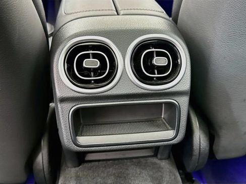 Used 2025 Mercedes-Benz C 300 Sedan image 26