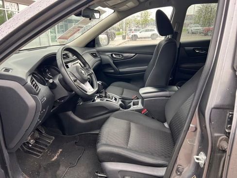 Used 2020 Nissan Rogue SV AWD/4WD image 8