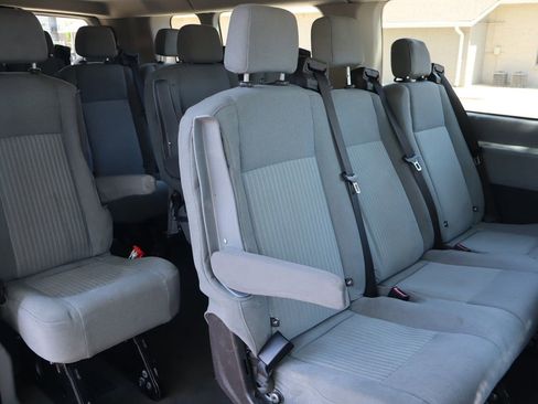 Used 2015 Ford Transit 350 XLT RWD image 22