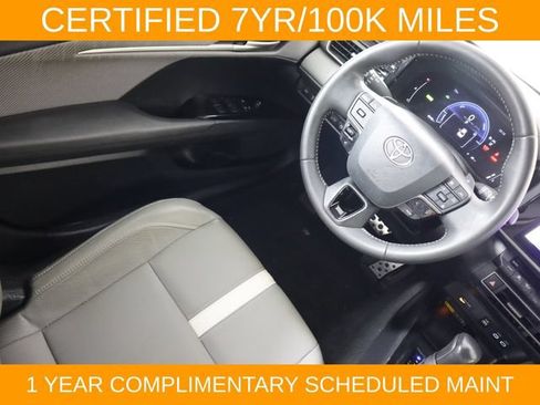 Used 2025 Toyota Camry SE w/ Multimedia Upgrade Package FWD image 17