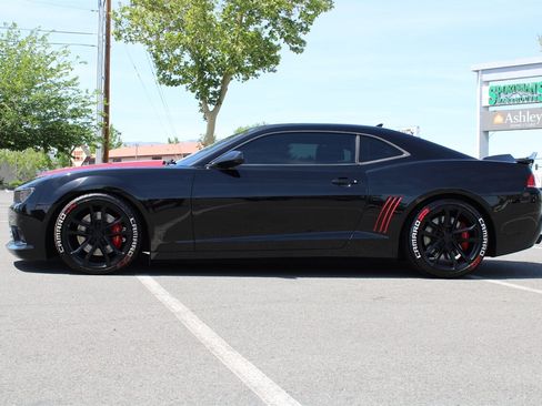 Used 2014 Chevrolet Camaro SS w/ SS Performance Package RWD image 51