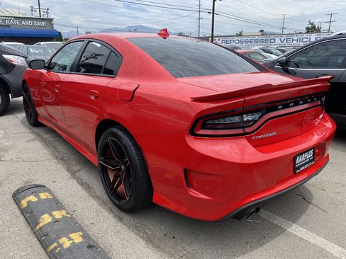 Used 2020 Dodge Charger R/T RWD image 9