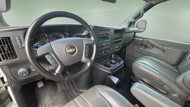 Used 2022 Chevrolet Express 2500 Extended w/ Driver Convenience Package RWD image 18