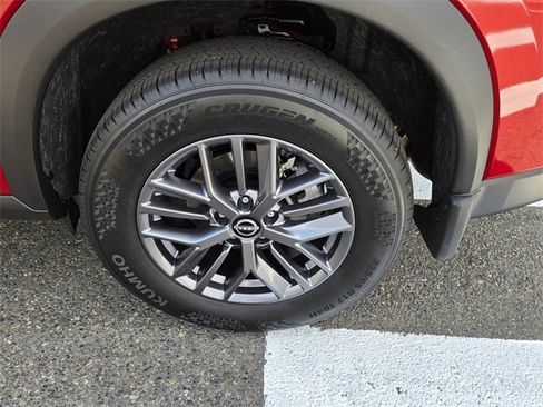 New 2026 Nissan Rogue S image 11