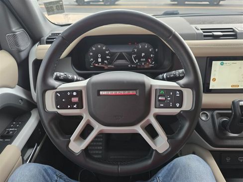Used 2024 Land Rover Defender 90 X-Dynamic SE AWD/4WD image 6