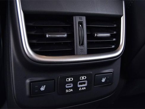 Used 2024 Subaru Outback Limited image 25