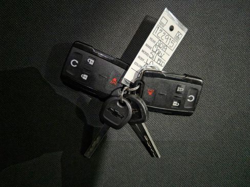 Used 2019 Chevrolet Silverado 1500 LT w/ All Star Edition image 47