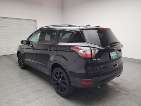 Used 2017 Ford Escape SE w/ Equipment Group 201A FWD image 5