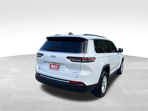 Used 2025 Jeep Grand Cherokee L Laredo w/ Luxury Tech Group I AWD/4WD image 5