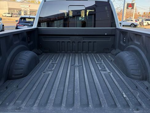 Used 2025 Ford F250 Platinum image 13