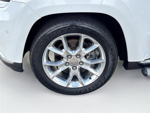 Used 2015 Jeep Grand Cherokee Summit AWD/4WD image 34
