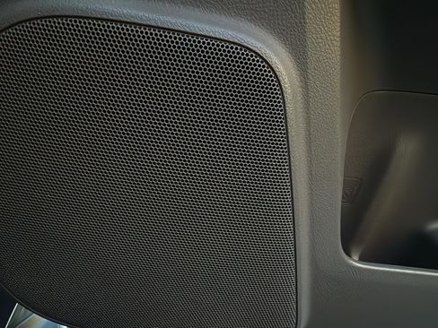 Used 2017 Lexus GX 460 Premium w/ Navigation Package image 34