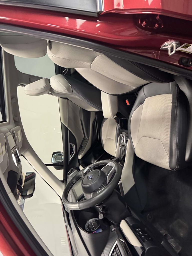 Used 2022 Subaru Forester Limited AWD/4WD image 12