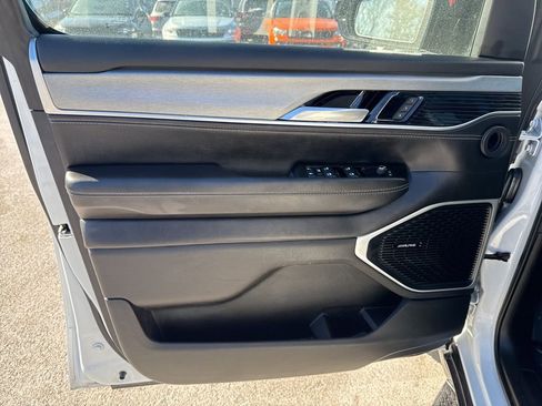 Used 2023 Jeep Wagoneer Series II image 21